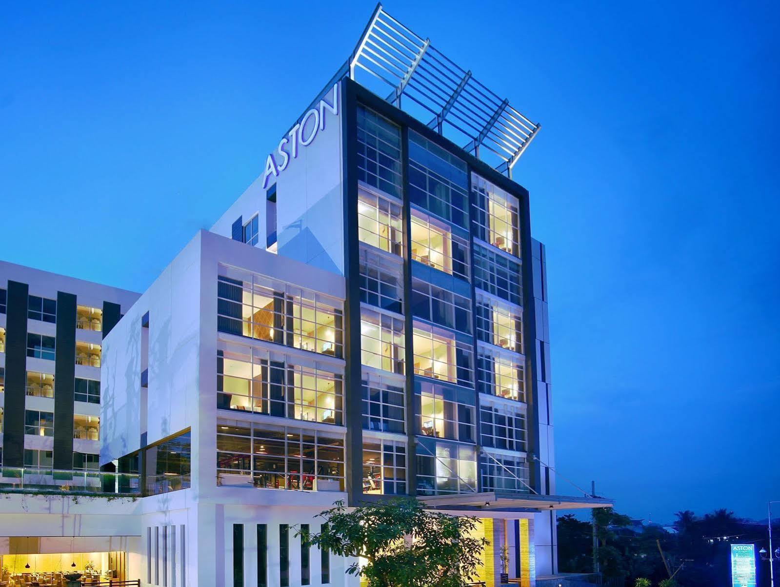 Aston Jember Hotel & Conference Center Ngoại thất bức ảnh